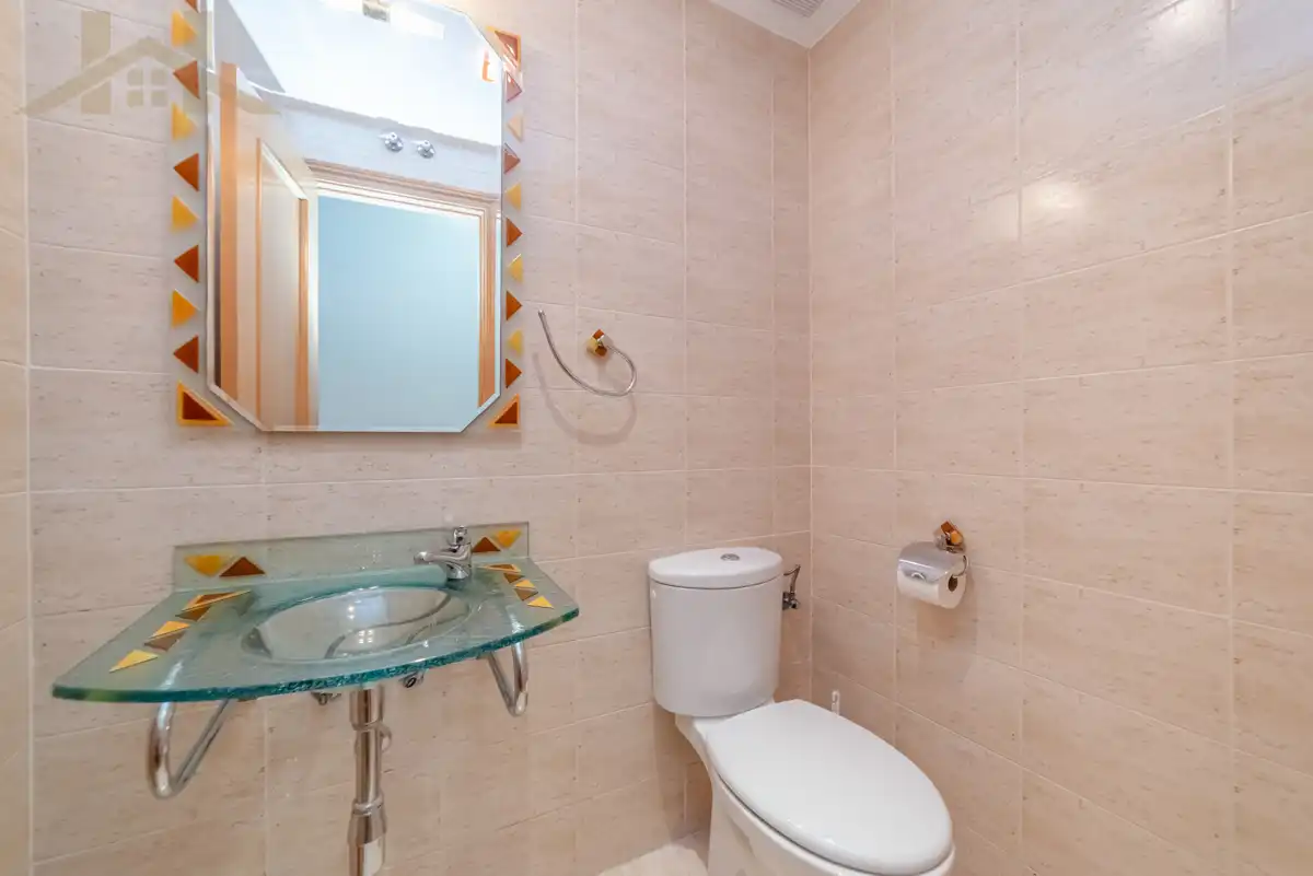 Bathroom of Detached homes for sale in Valdemoro  with Air Conditioner, Heating and Private garden