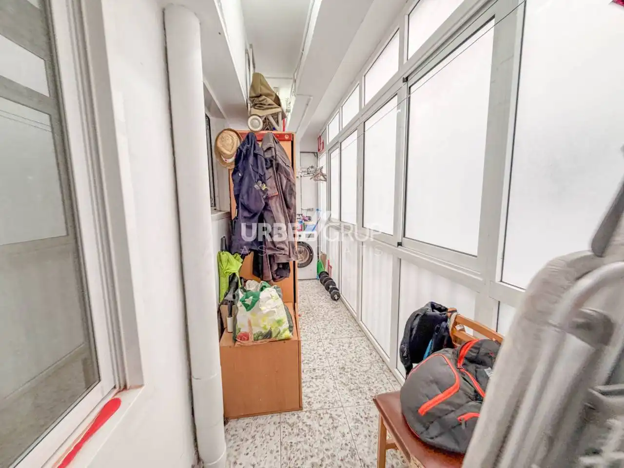 Piso en venta en Terrassa con Aire acondicionado, Calefacción y Balcón
