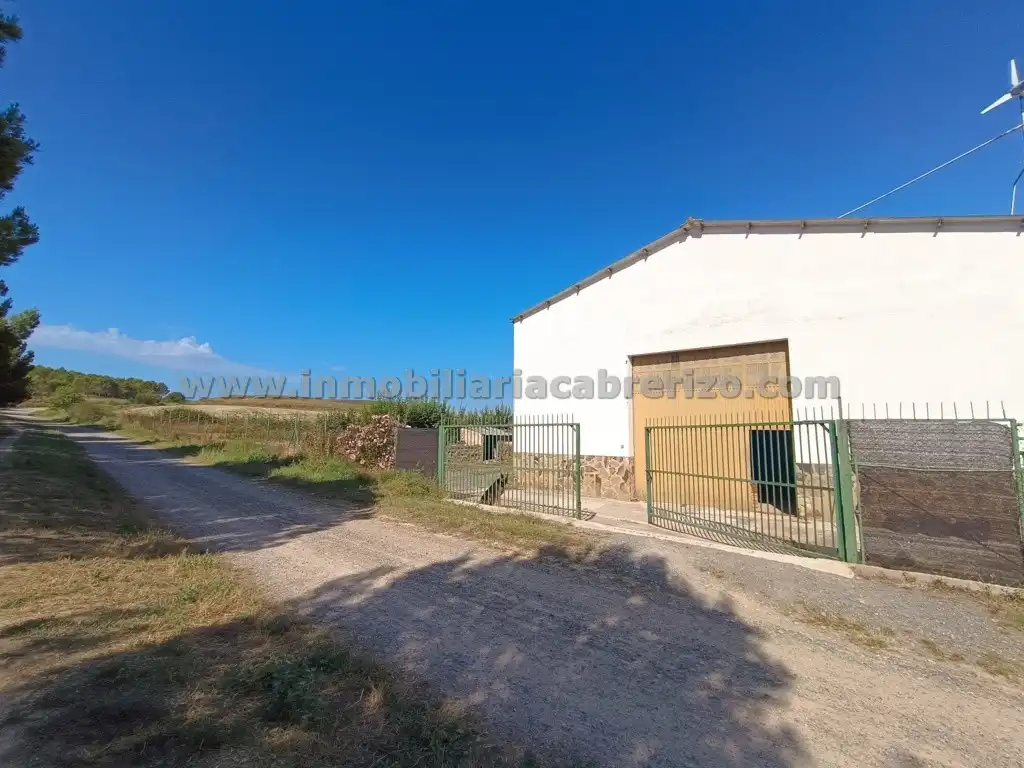 Nave industrial en venta en N/A, La Cava - Fardachón