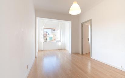 Bedroom of Flat for sale in  Barcelona Capital  with Parquet flooring and Oven