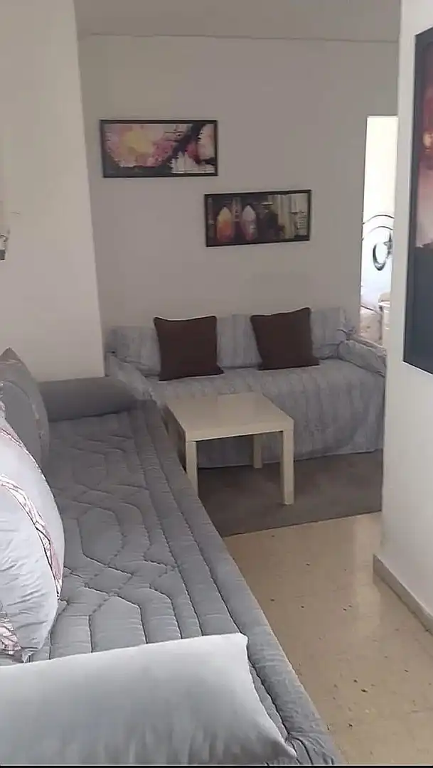 Dormitori de Apartament en venda en Algeciras