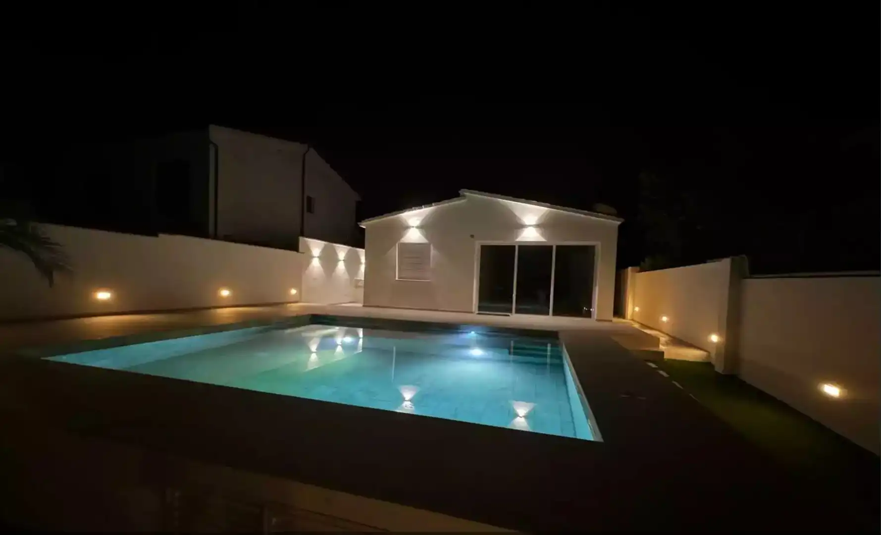 Piscina de Casa o xalet en venda en Centre - Sant Josep - Sanfeliu