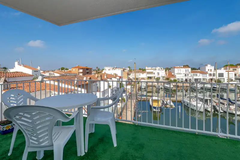 Terrassa de Pis en venda en Empuriabrava