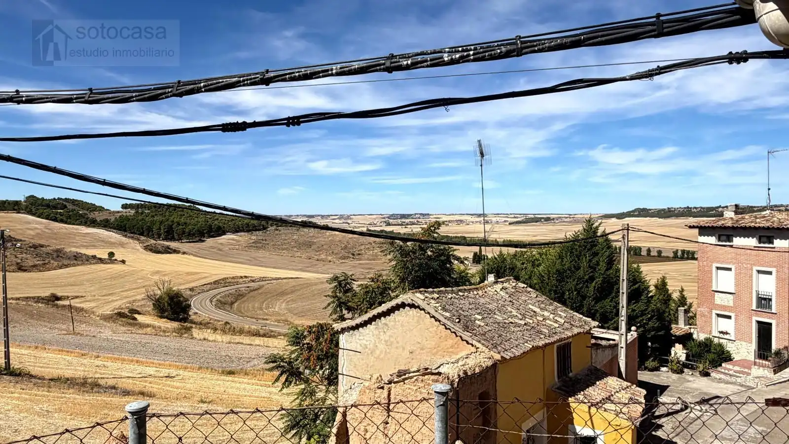 Vista exterior de Casa o chalet en venta en Villafuerte con Calefacción y Jardín privado