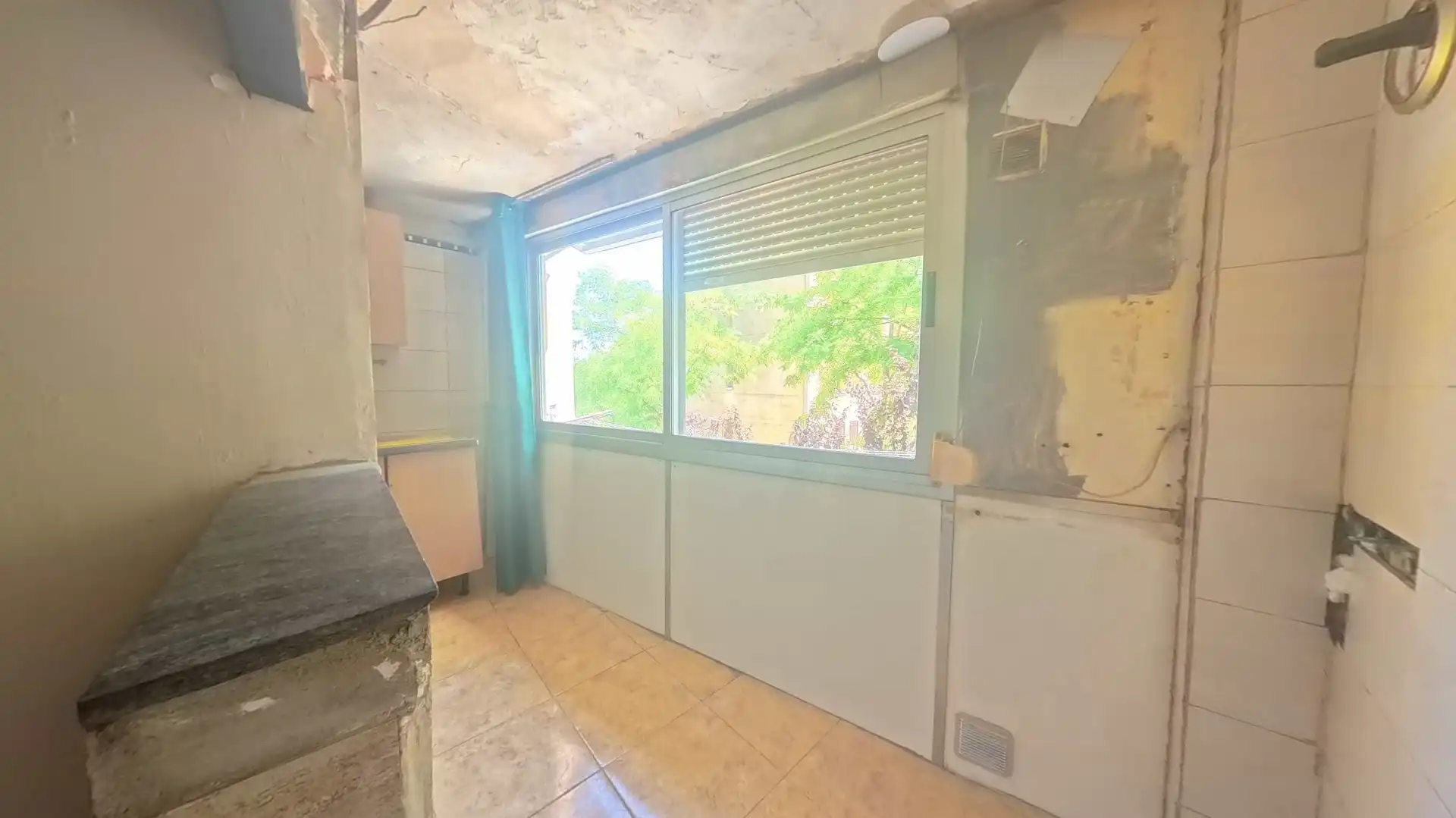 Cocina de Piso en venta en Terrassa con Balcón
