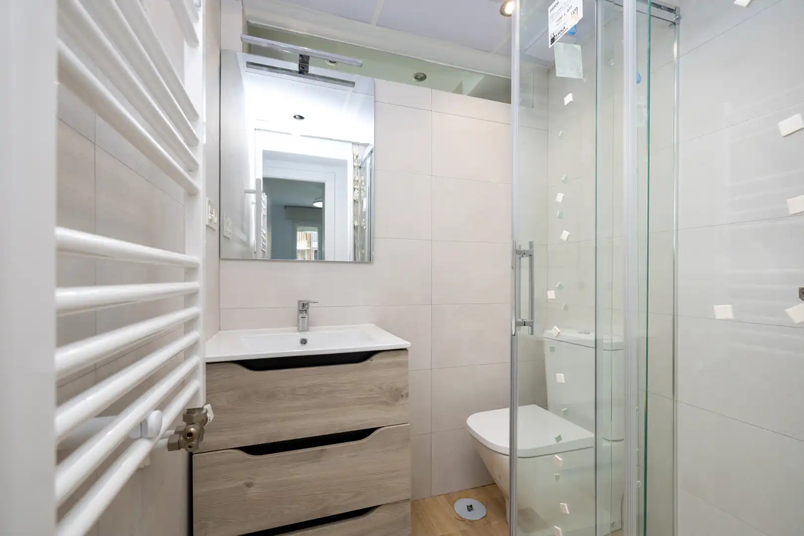 Badezimmer von Wohnung zur Miete in Granada mit Klimaanlage, Heizung und Möbliert