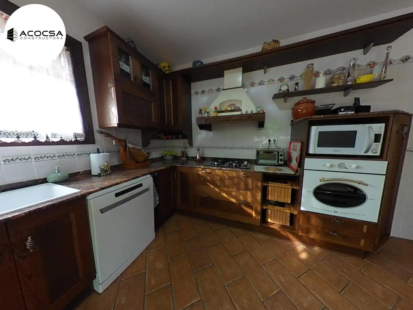 Küche von Haus oder Chalet zum Verkauf in Sant Andreu de la Barca mit Privatgarten, Terrasse und Abstellraum