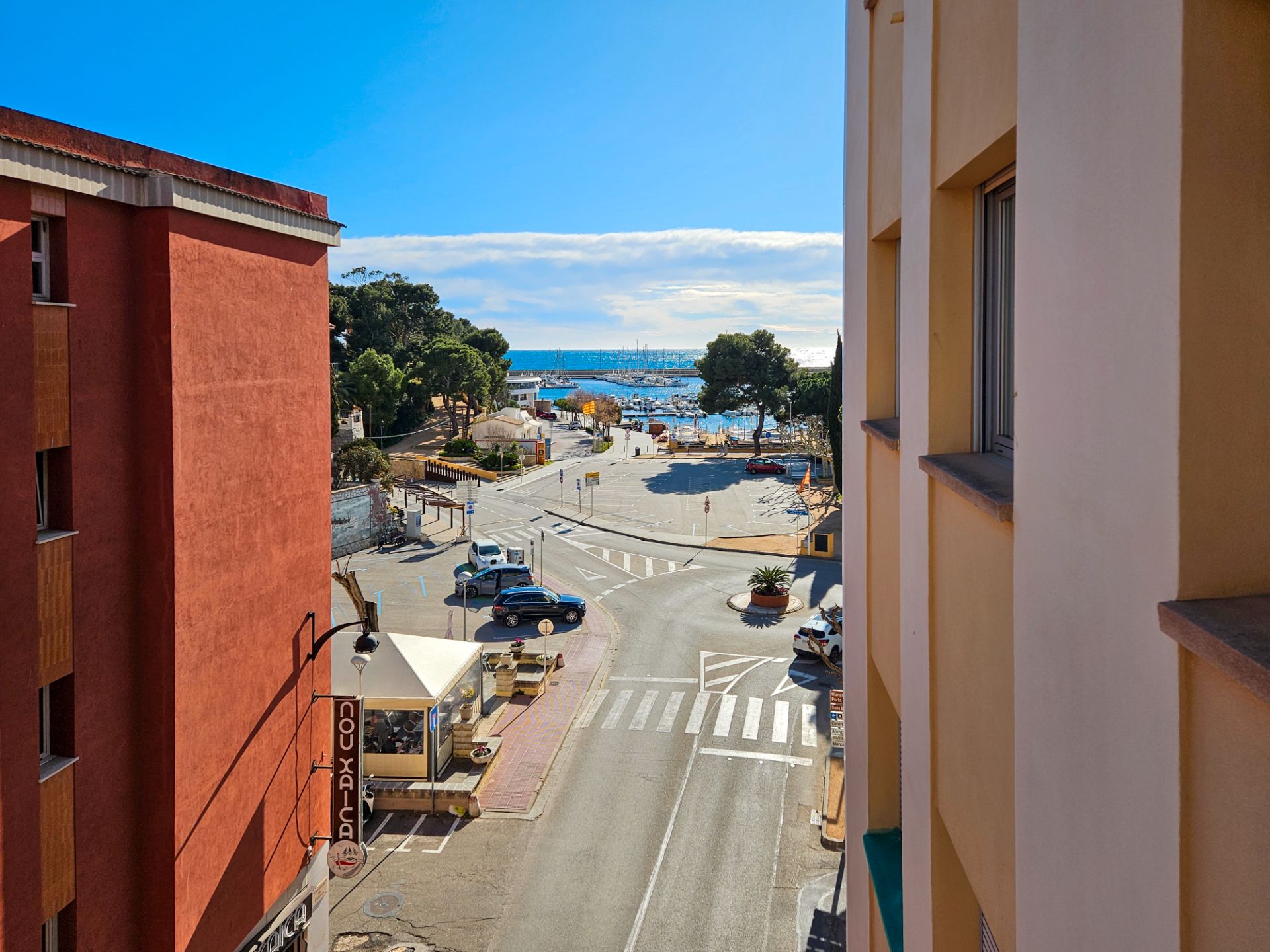 Vista exterior de Pis en venda en Sant Feliu de Guíxols amb Aire condicionat, Calefacció i Parquet