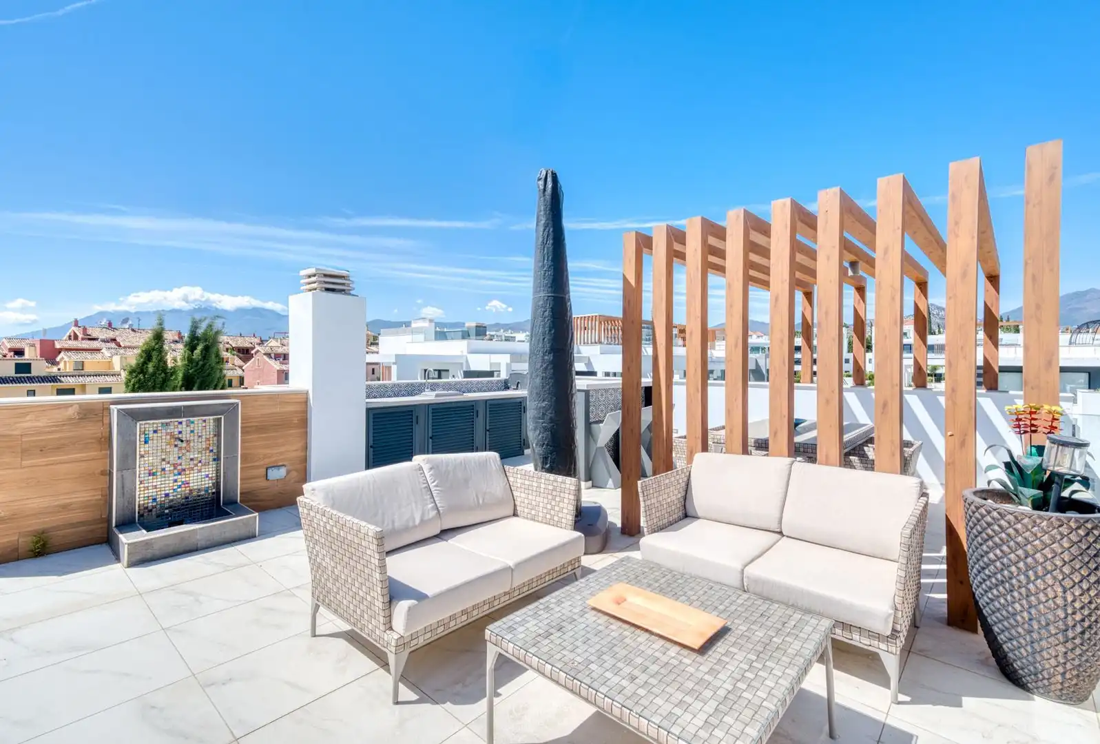Terraza de Ático de alquiler en Estepona con Aire acondicionado, Terraza y Amueblado