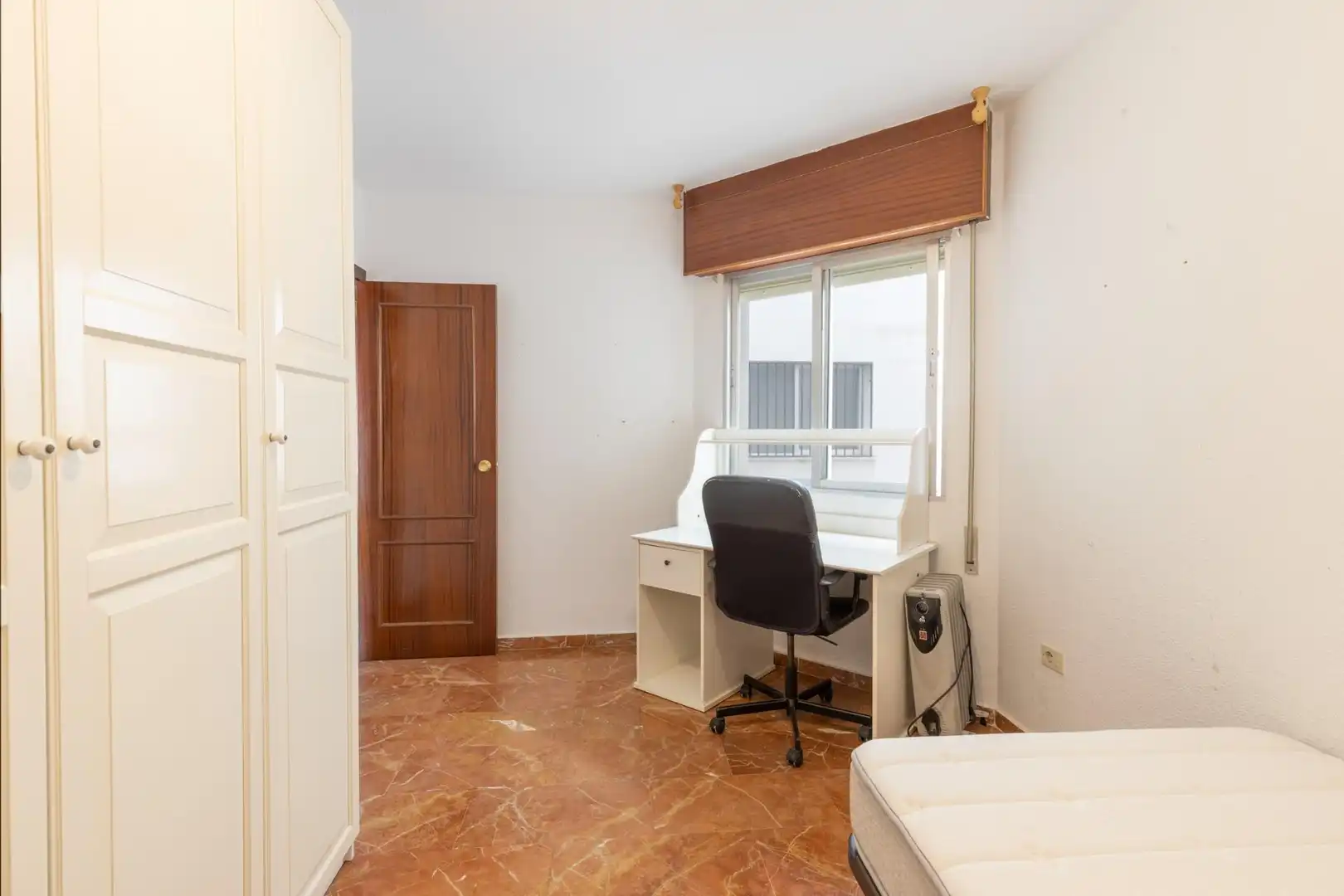 Habitación de Piso en venta en Granada