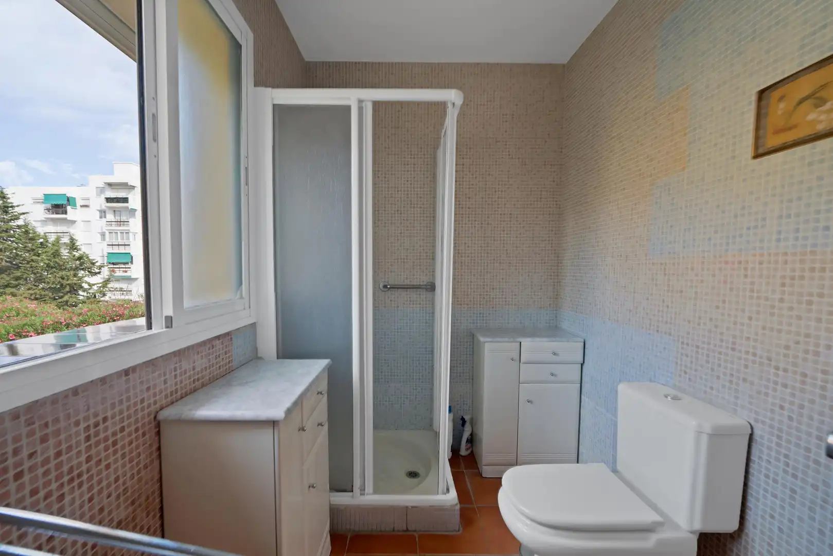 Baño de Casa adosada en venta en Estepona con Aire acondicionado, Calefacción y Jardín privado