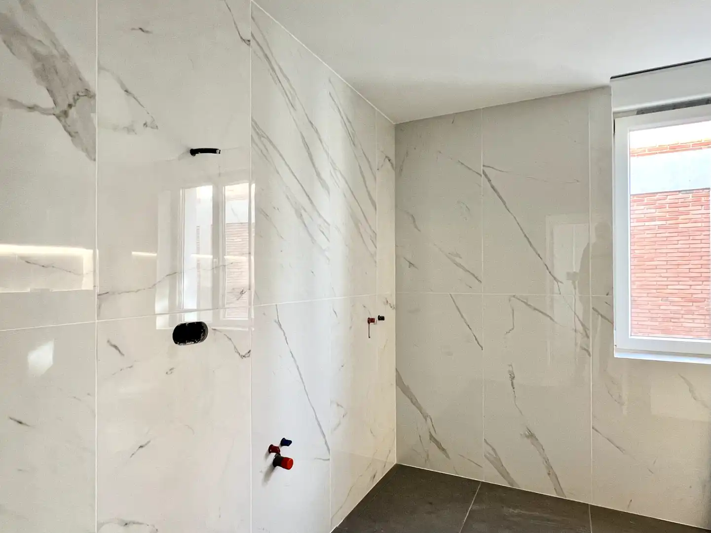 Bathroom of Attic for sale in Vitoria - Gasteiz  with Heating, Terrace and Storage room