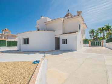 Villa in vendita a Montebello - Nou Espai