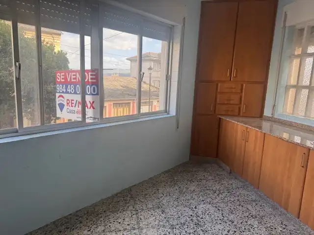 Habitación de Piso en venta en Ribadeo con Terraza, Trastero y Balcón