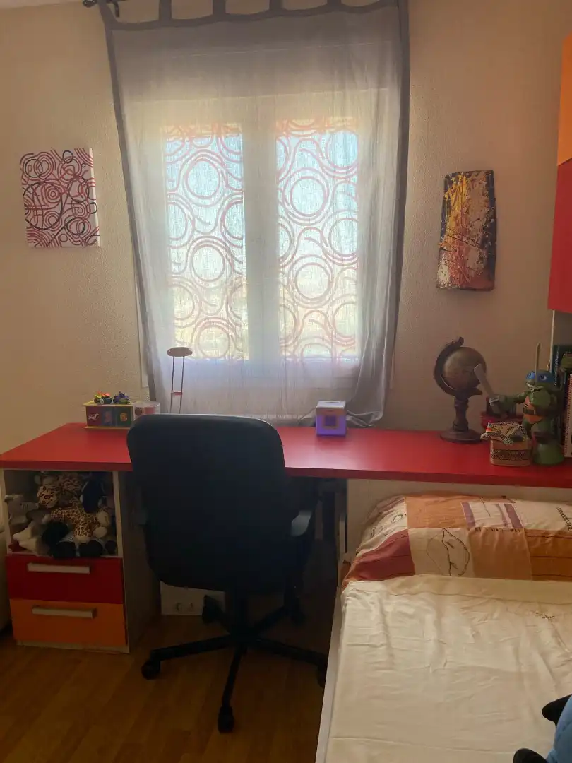 Habitación de Casa adosada en venta en Méntrida con Aire acondicionado, Calefacción y Jardín privado