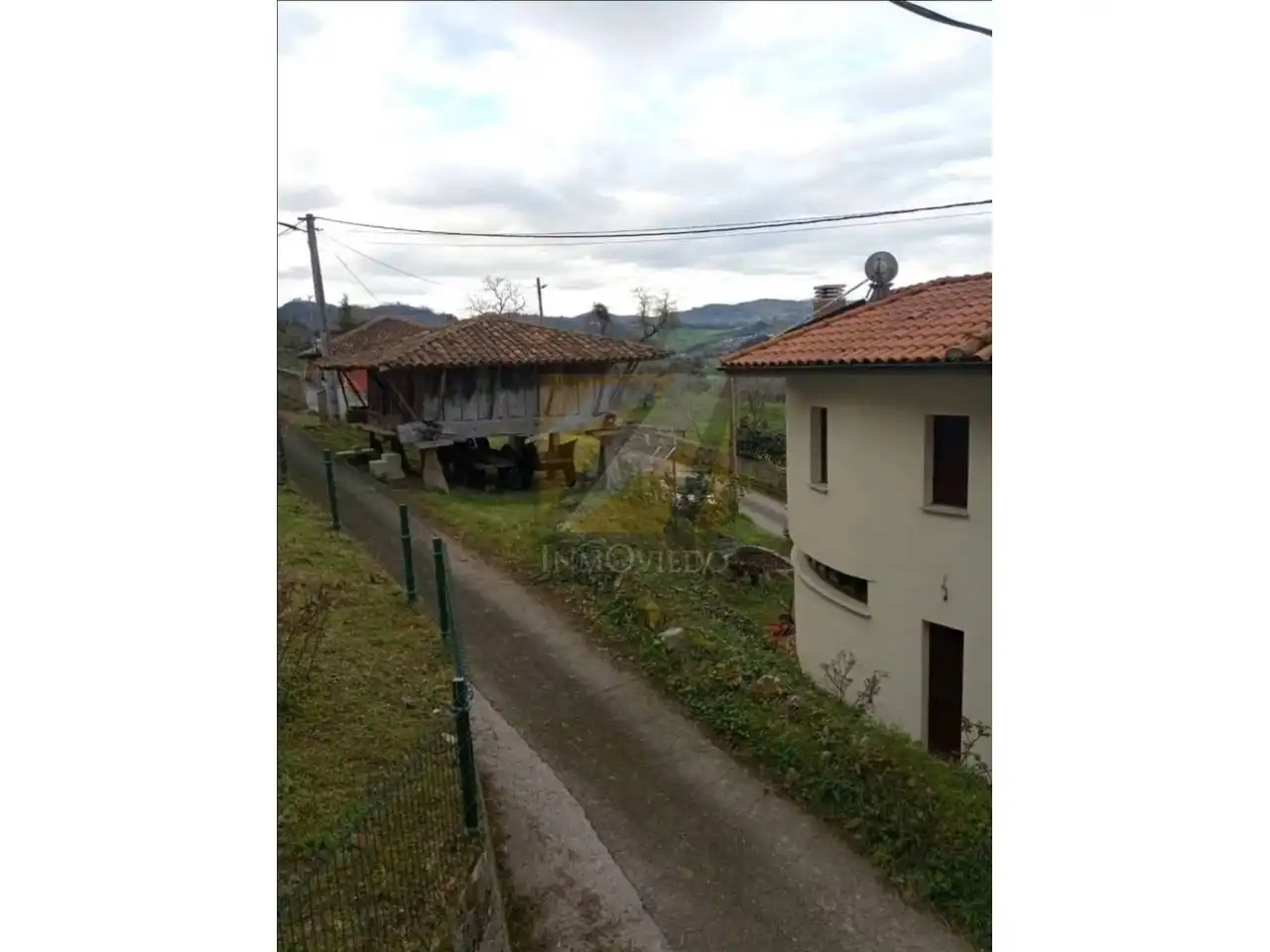 Casa adosada en venda en Cabranes amb Calefacció, Jardí privat i Terrassa