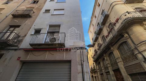 ¡PERFECTA CASA ESQUINERA A REFORMAR DE 4 PISOS Y UN LOCAL!  Oportunidad de Inversión