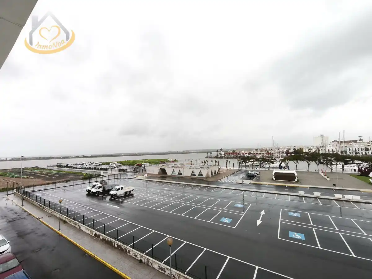 Aparcament de Àtic en venda en Ayamonte amb Aire condicionat, Calefacció i Terrassa