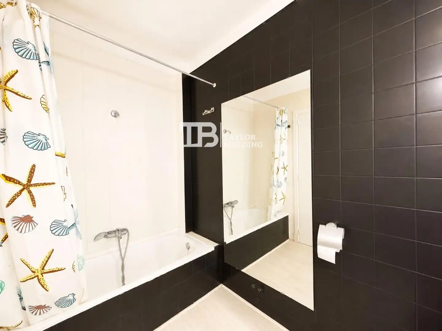 Badezimmer von Wohnung zum Verkauf in Calvià mit Klimaanlage, Heizung und Parkett