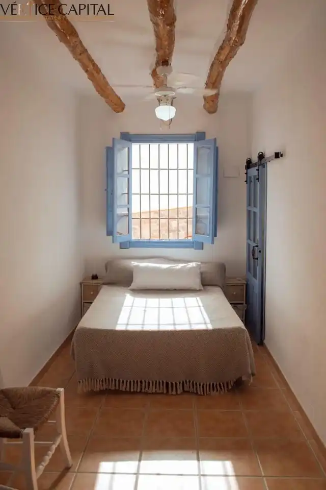 Bedroom of Houses for sale in Villanueva de Algaidas  with Air Conditioner, Terrace and Swimming Pool