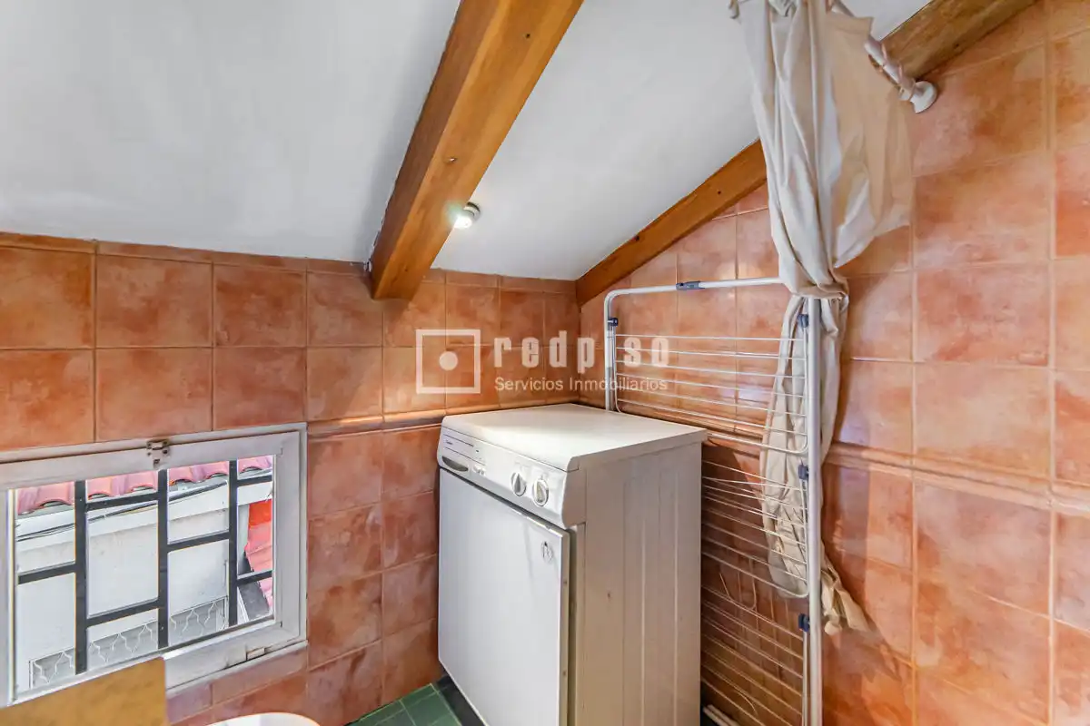 Bedroom of Study for rent in Madrid  with Air Conditioner, Parquet flooring and Terrace