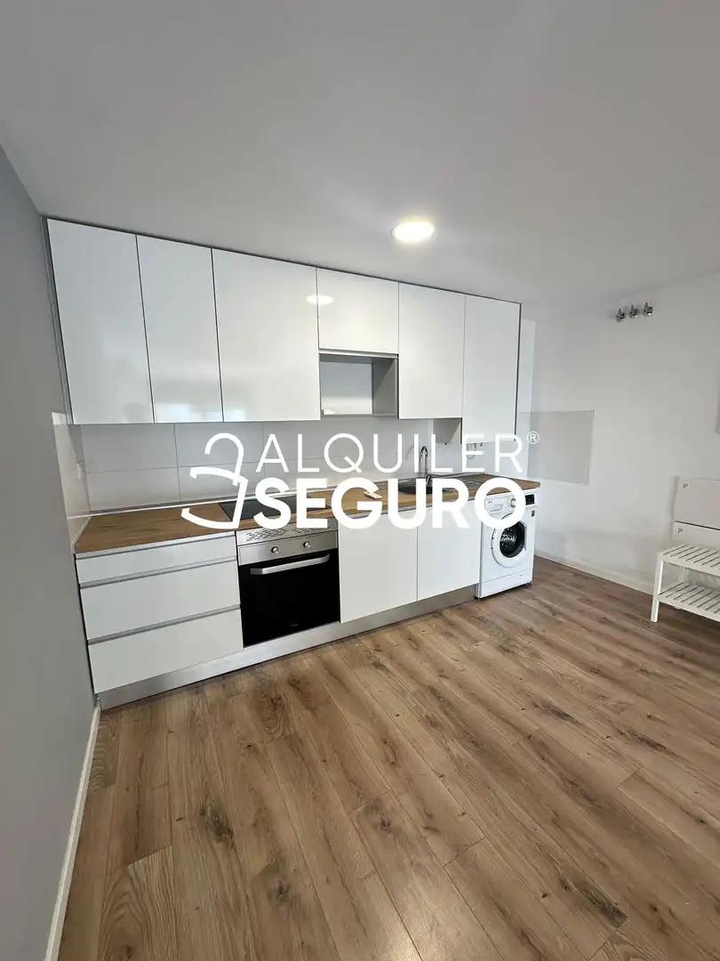 Cocina de Piso de alquiler en Madrid con Aire acondicionado, Calefacción y Terraza