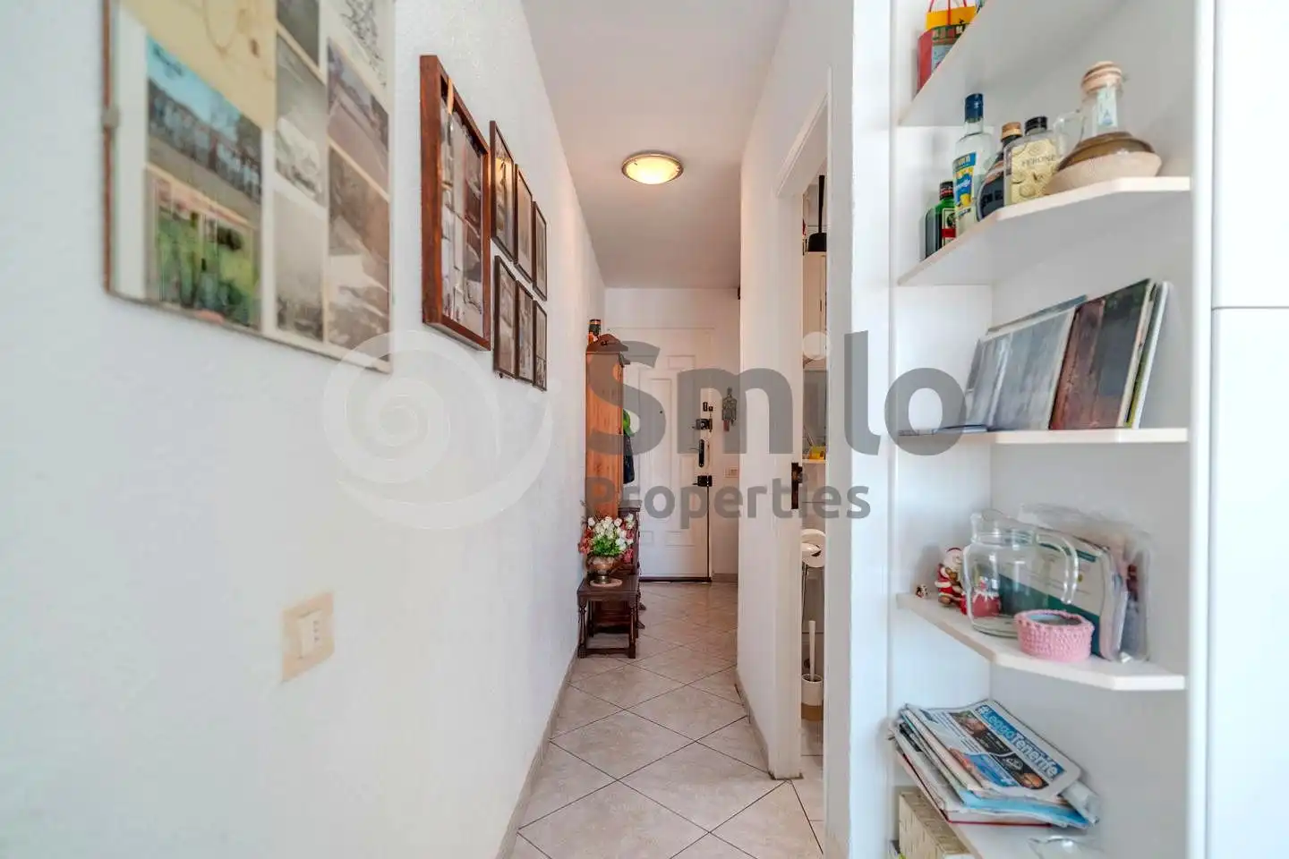 Study for sale in Arona  with Terrace and Community pool