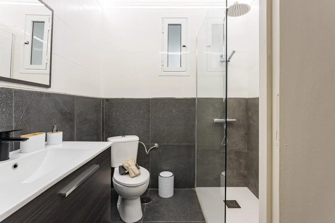 Bathroom of Flat for sale in Murcia  with Air Conditioner, Heating and Furnished