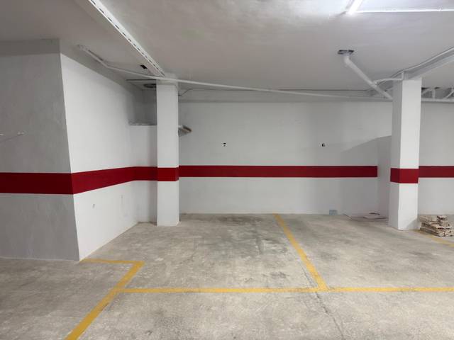 Garaje en Alquiler en Calle MUNTANYA en Algemesí