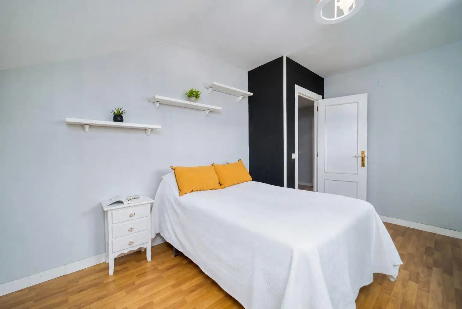 Habitación de Casa adosada en venta en Meco con Calefacción