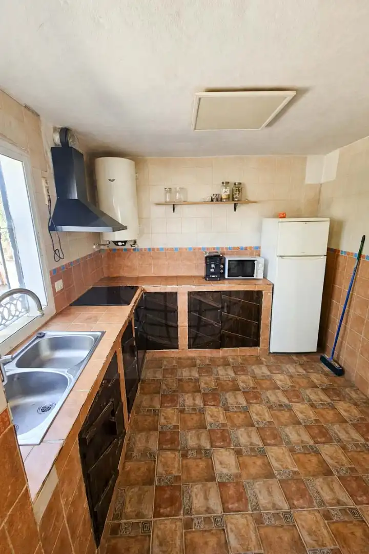 Kitchen of Country homes for sale in Málaga
