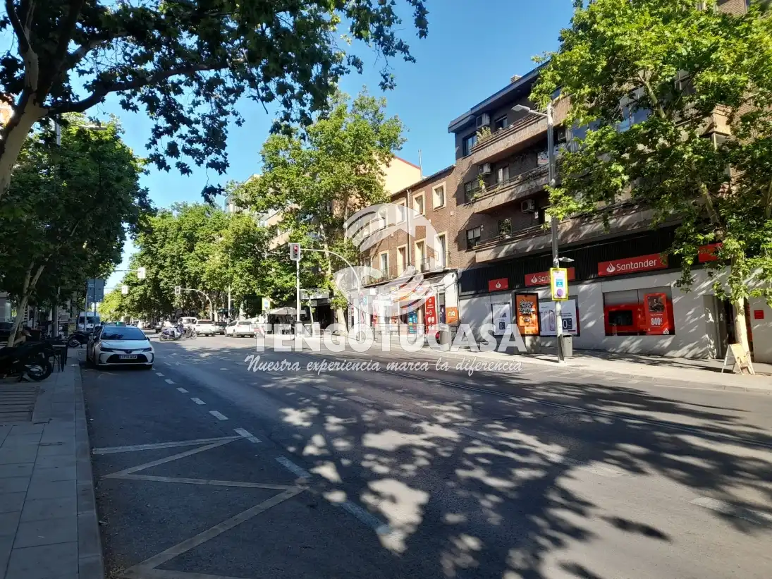 Außenansicht von Wohnung zum Verkauf in Madrid