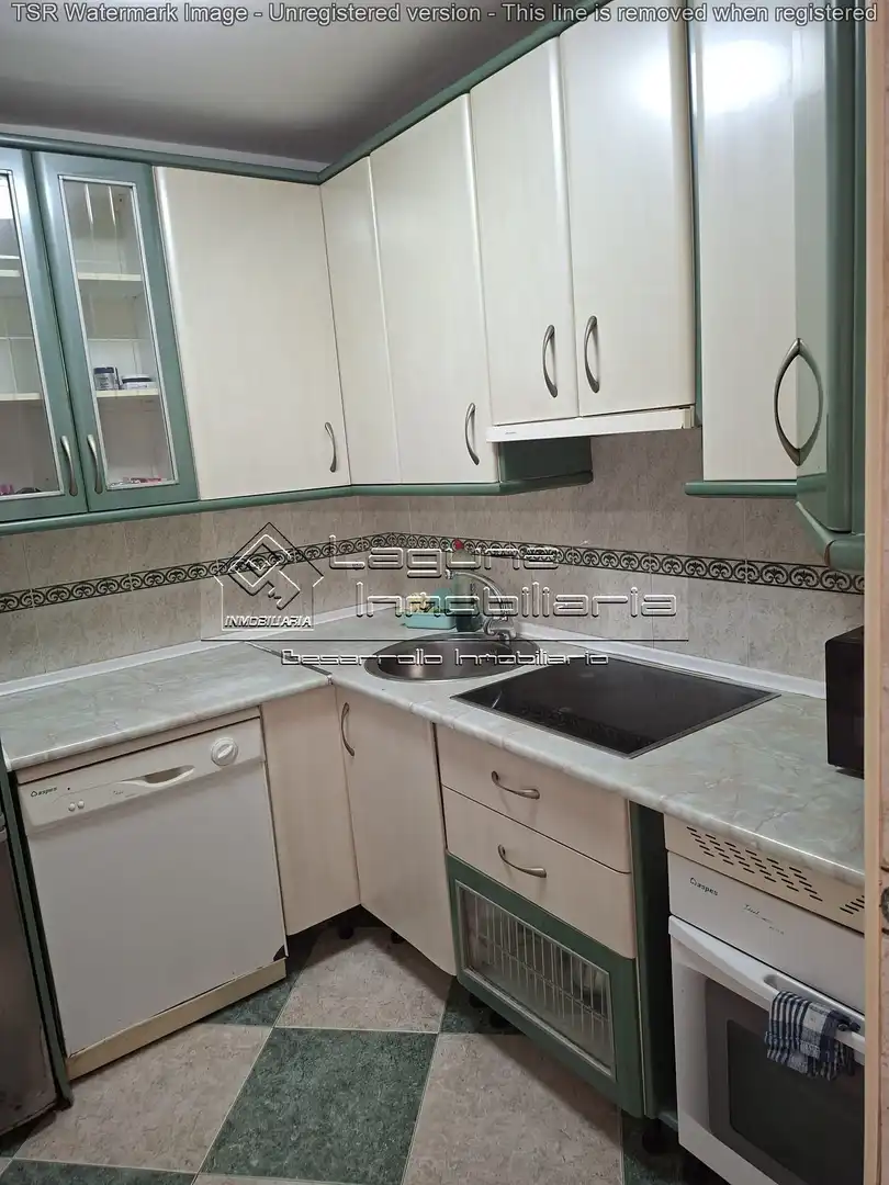 Cocina de Piso en venta en Cádiz con Aire acondicionado