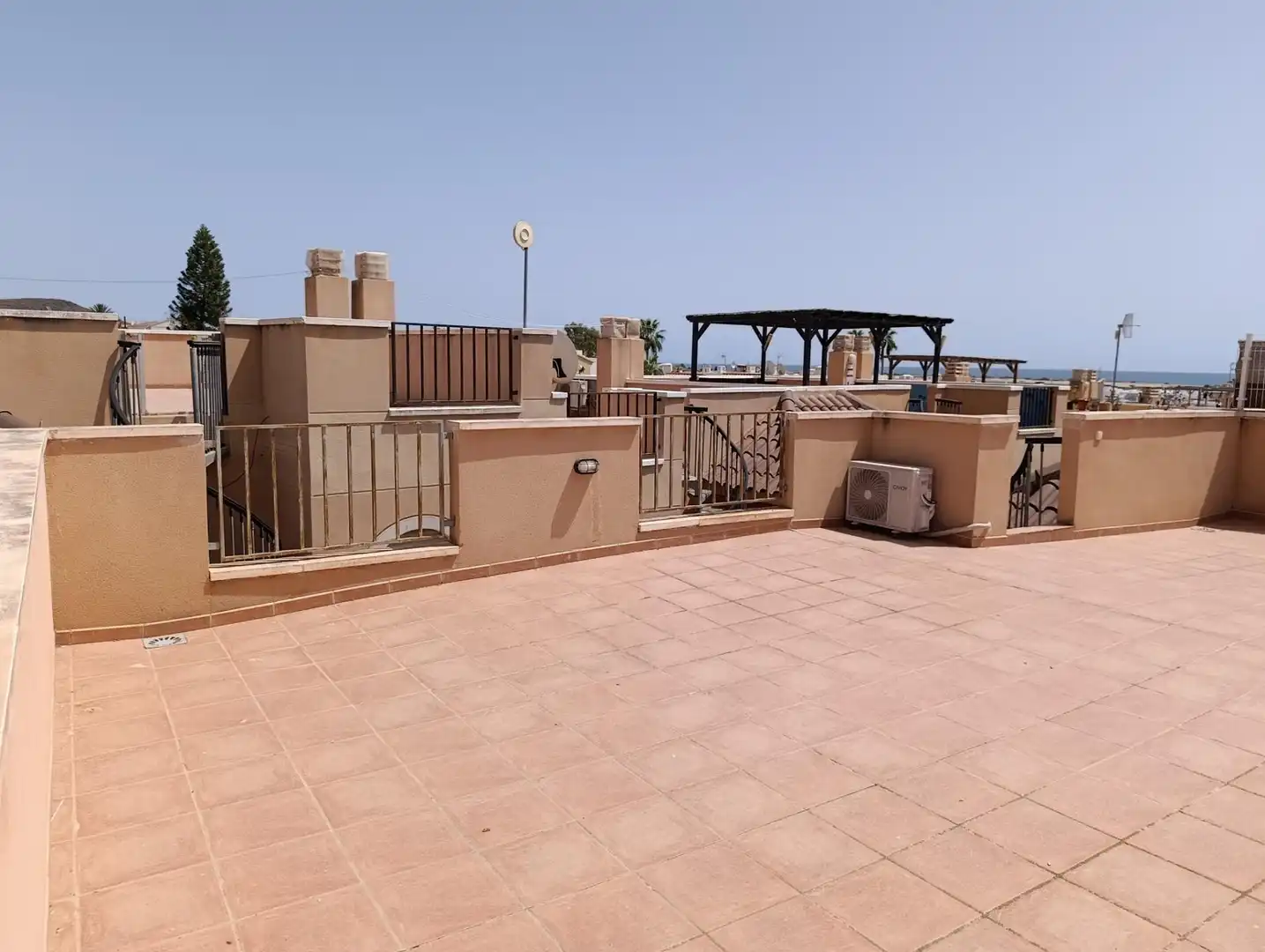 Terrasse von Dachboden zum Verkauf in Cuevas del Almanzora mit Klimaanlage, Terrasse und Möbliert