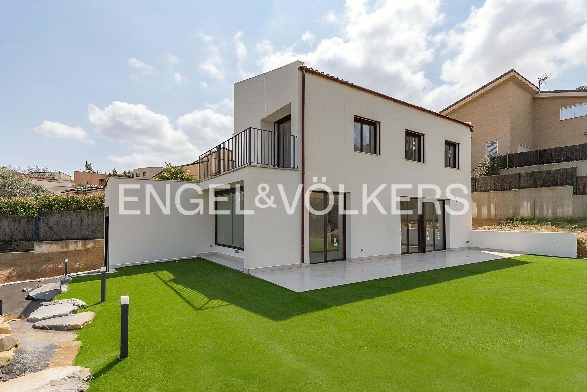 Vista exterior de Casa o chalet en venta en La Roca del Vallès con Calefacción, Jardín privado y Balcón