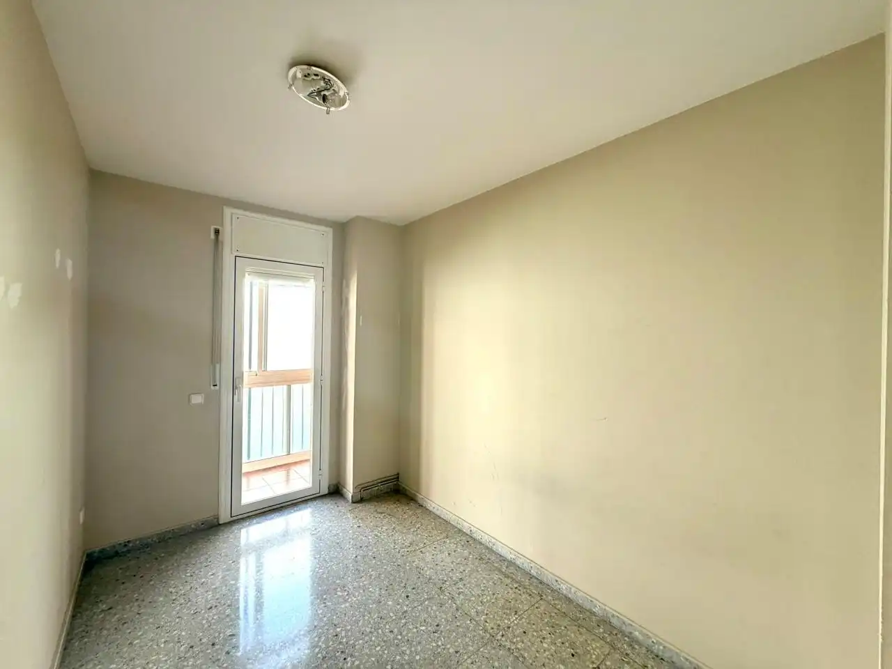 Bedroom of Flat for sale in Mataró  with Air Conditioner