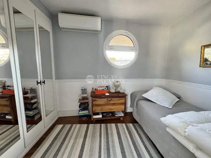 Bedroom of Attic for sale in Navajas  with Air Conditioner, Heating and Terrace