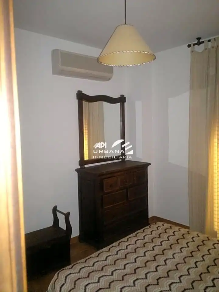 Habitación de Planta baja en venta en La Iruela con Aire acondicionado, Trastero y Amueblado