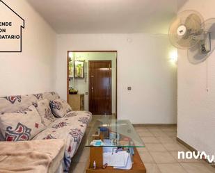 Sala d'estar de Pis en venda en Viladecans amb Balcó
