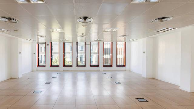 Oficina en Alquiler en Carrer de la Diputació en Dreta de l'Eixample