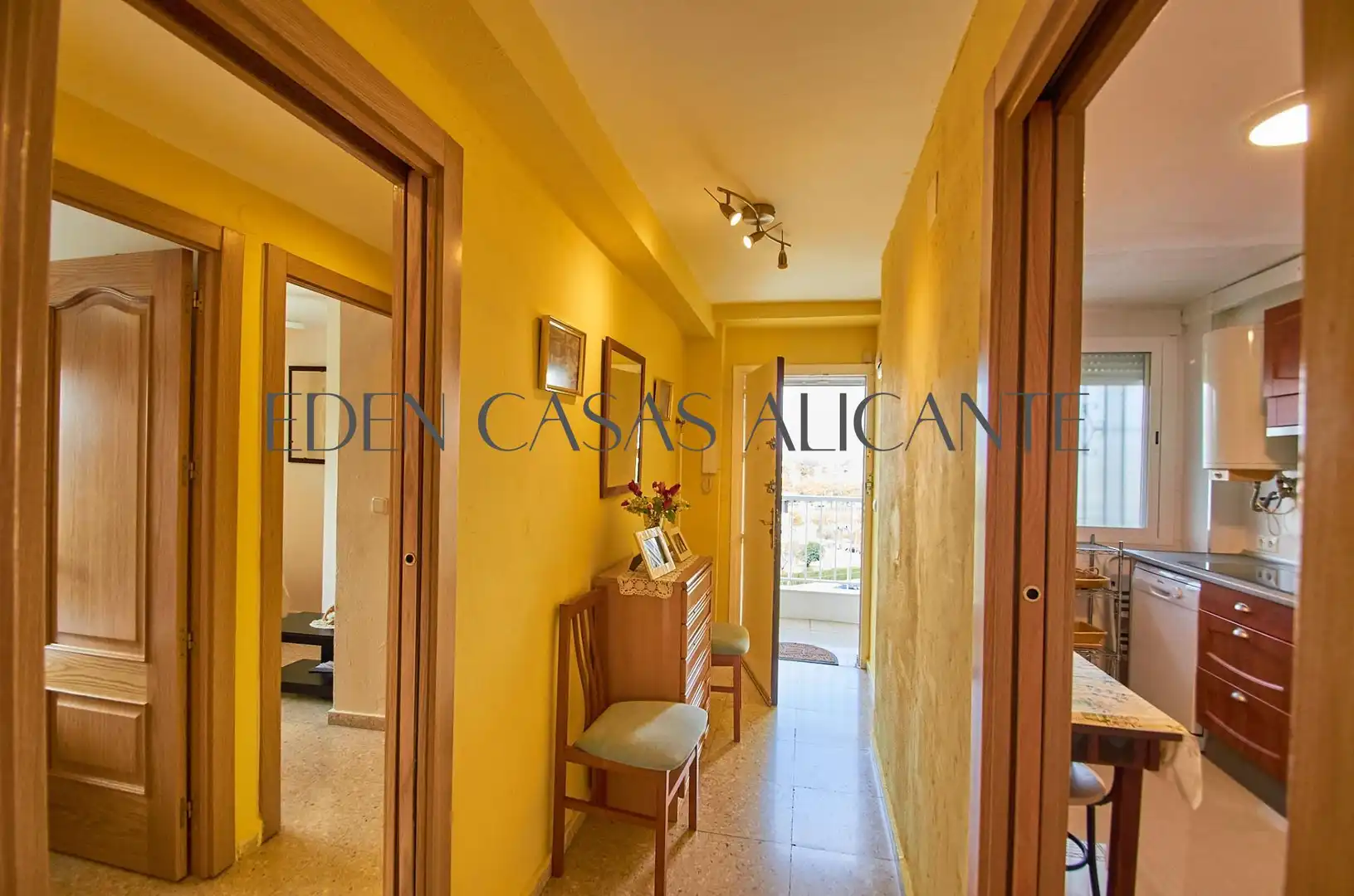 Apartamento en venta en Alicante / Alacant con Terraza, Trastero y Amueblado