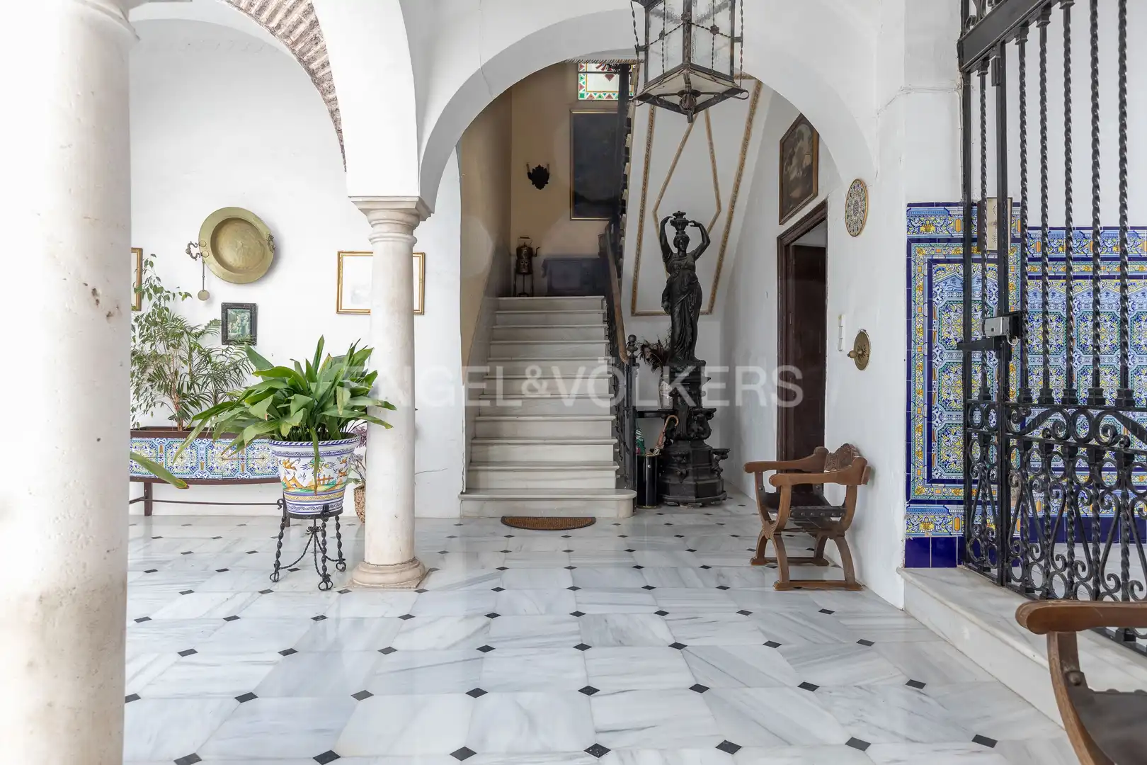 Houses for sale in Écija  with Air Conditioner, Heating and Private garden