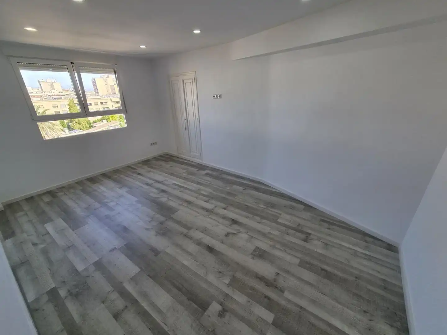 Pis de lloguer en Vila-real amb Parquet i Terrassa
