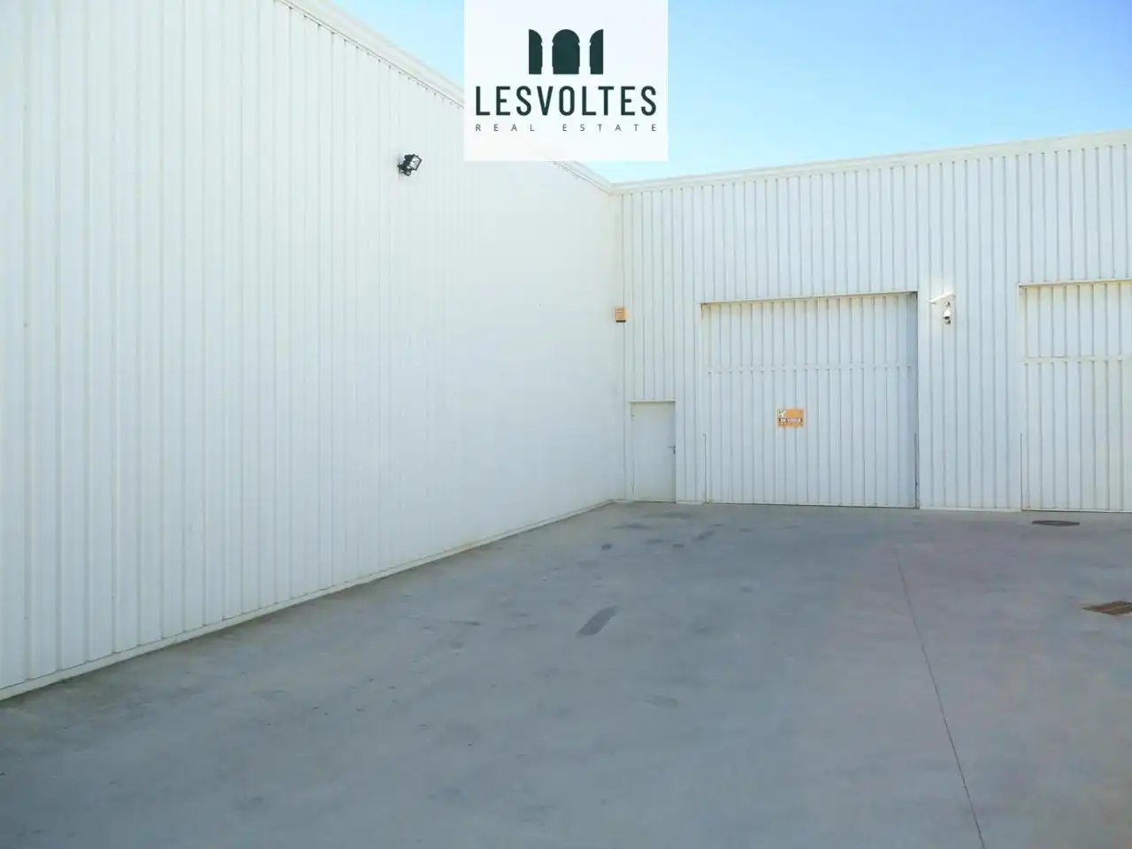 Vista exterior de Nave industrial en venta en Residencial Begur - Esclanyà