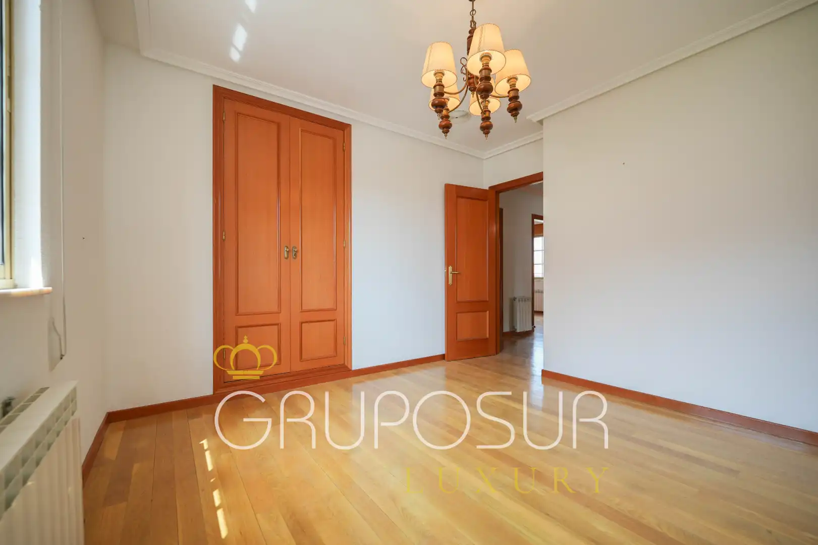 Casa adosada en venda en Laguna de Duero amb Calefacció, Jardí privat i Parquet