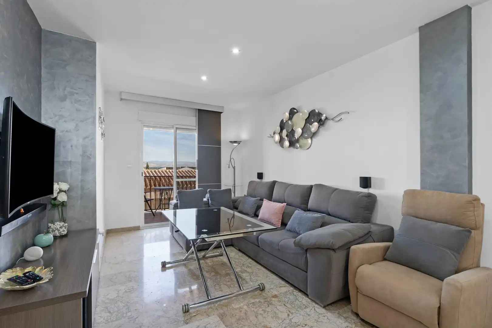 Living room of Flat for sale in Atarfe  with Air Conditioner, Terrace and Furnished