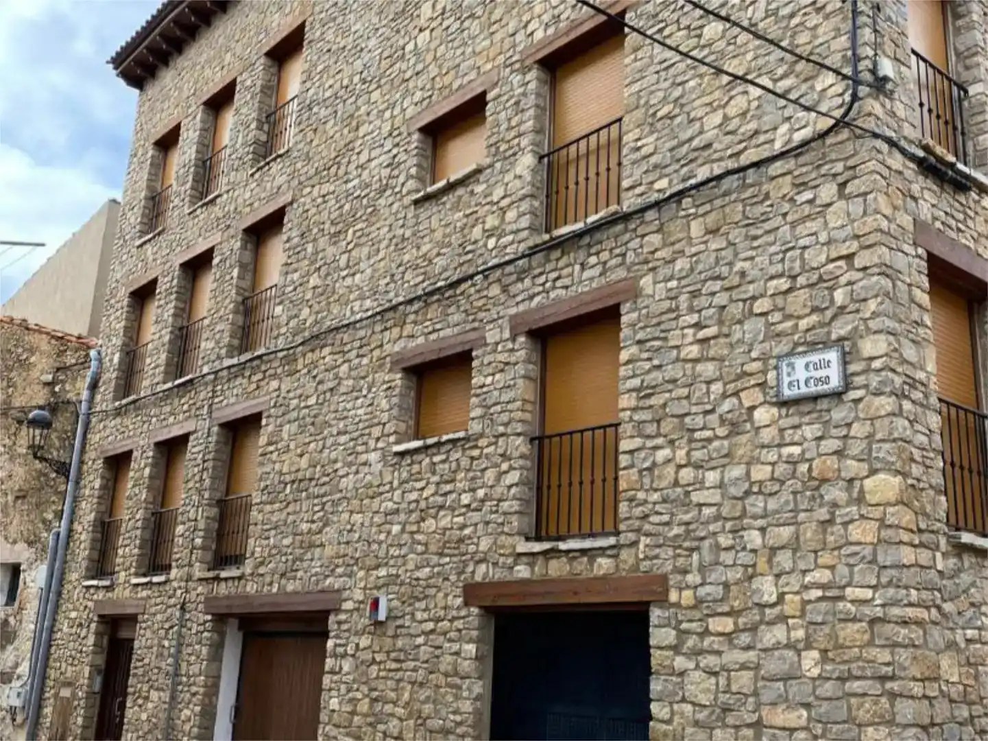 Vista exterior de Estudi en venda en Mosqueruela amb Parquet