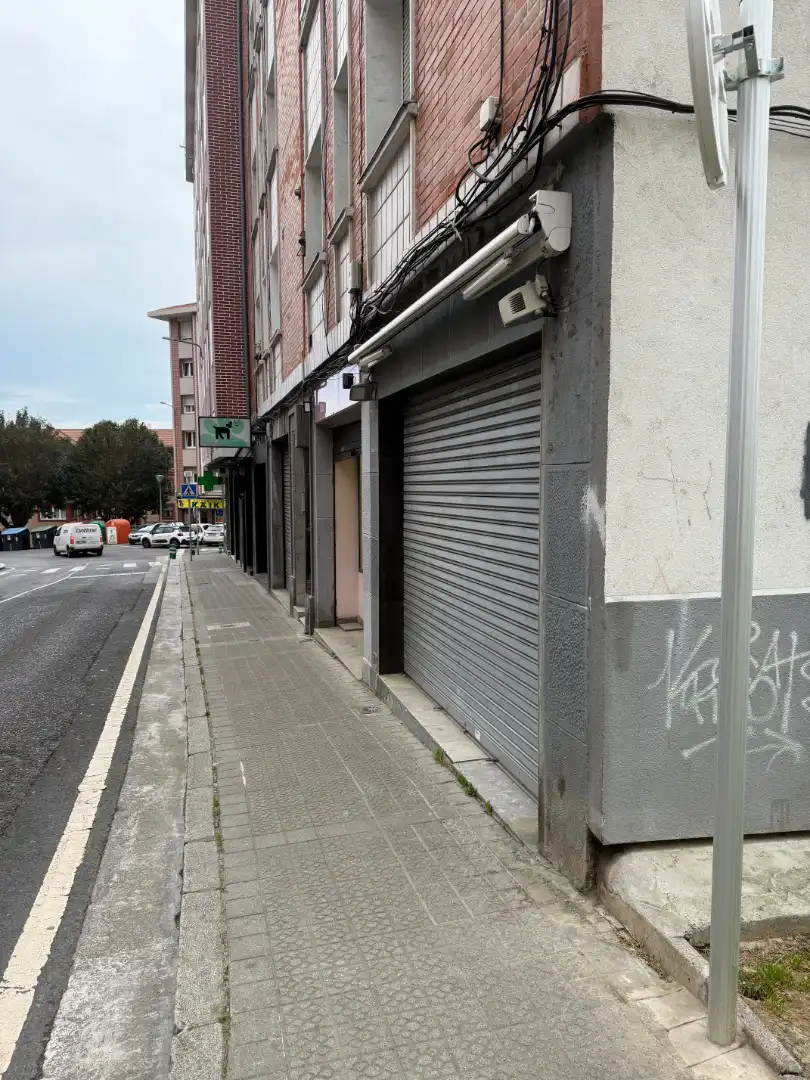 Local en venta en Aizpuru Kalea, 10, Txabarri - La Unión - Vista Alegre