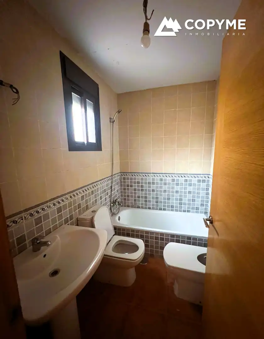 Baño de Piso en venta en Gerindote con Calefacción