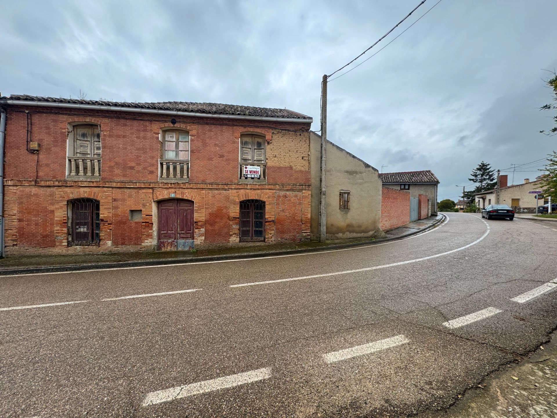 Exterior view of Country house for sale in Villalba de la Loma  with Private garden and Storage room